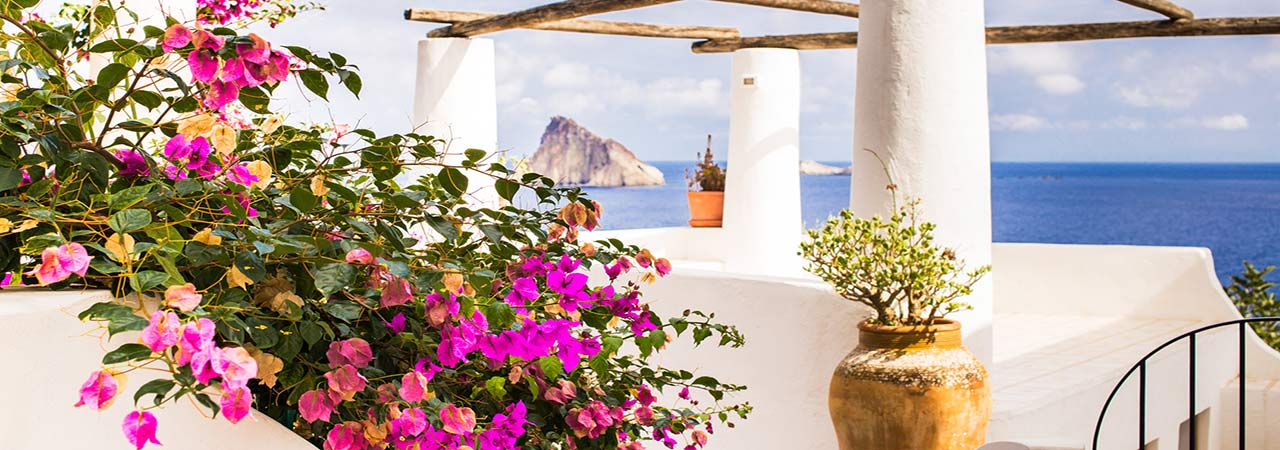 Ferier i bondgård på Sicilia i typiske strukturer