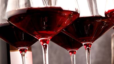 Vinturismegårder i Toscana: smaksprøver, vinturer og hvordan velge