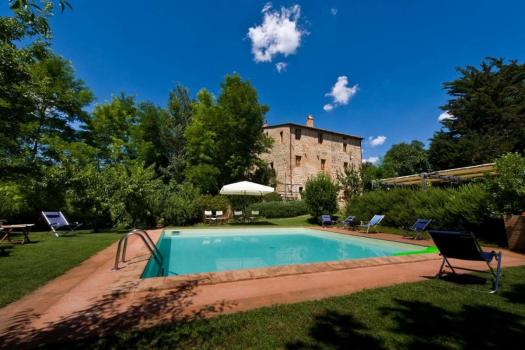 Våningshus med basseng i Umbria